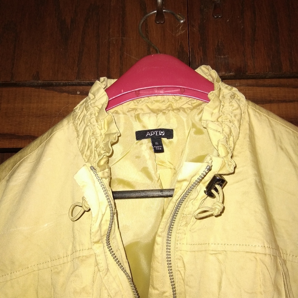 Apt 9 jacket tannish gold ruffled collar and front